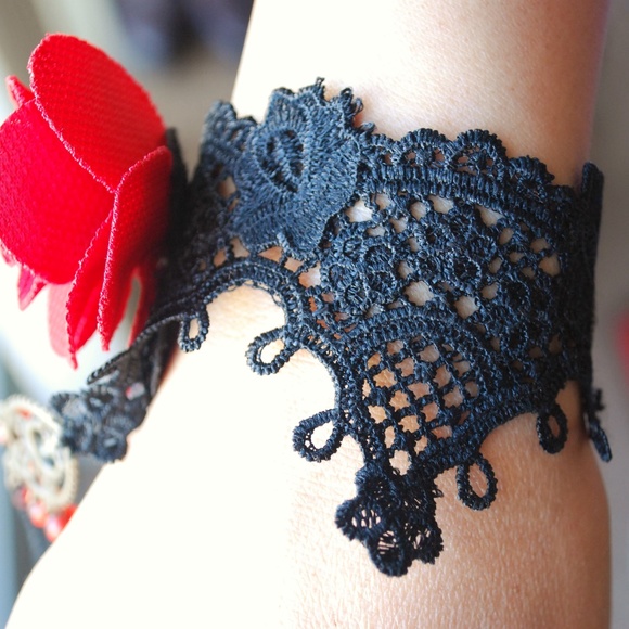 Halloween Jewelry Gothic-Rock Fashion 3 Piece Set - Picture 3 of 8